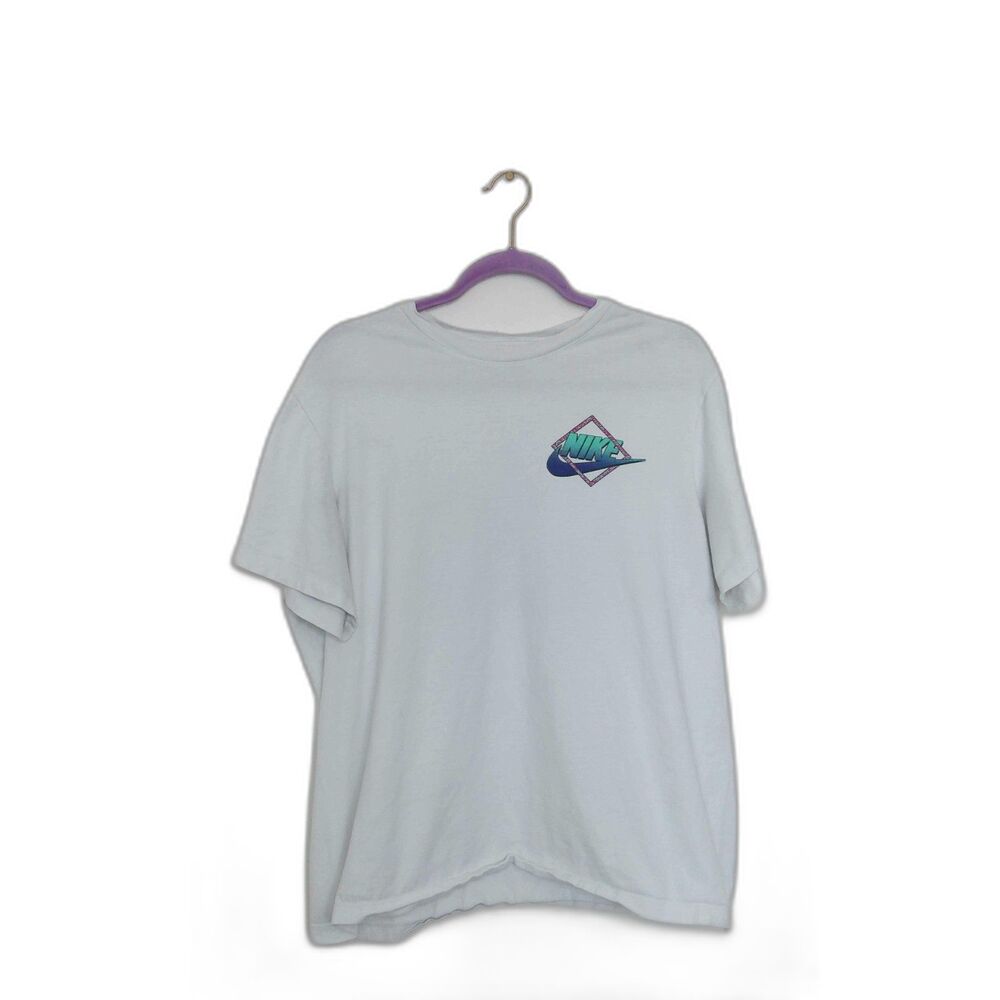 NIKE GRAPHIC SHIRT
